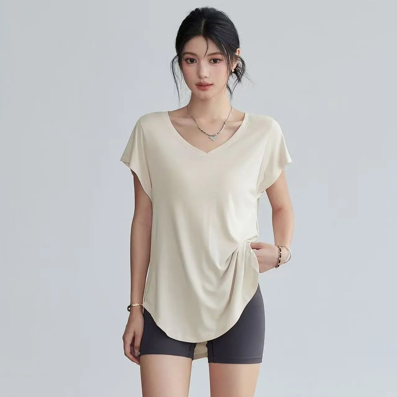 女性用スリムフィットラウンドネックヨガTシャツ半袖ストレッチ - Yoga Fitness Training のレビューと価格